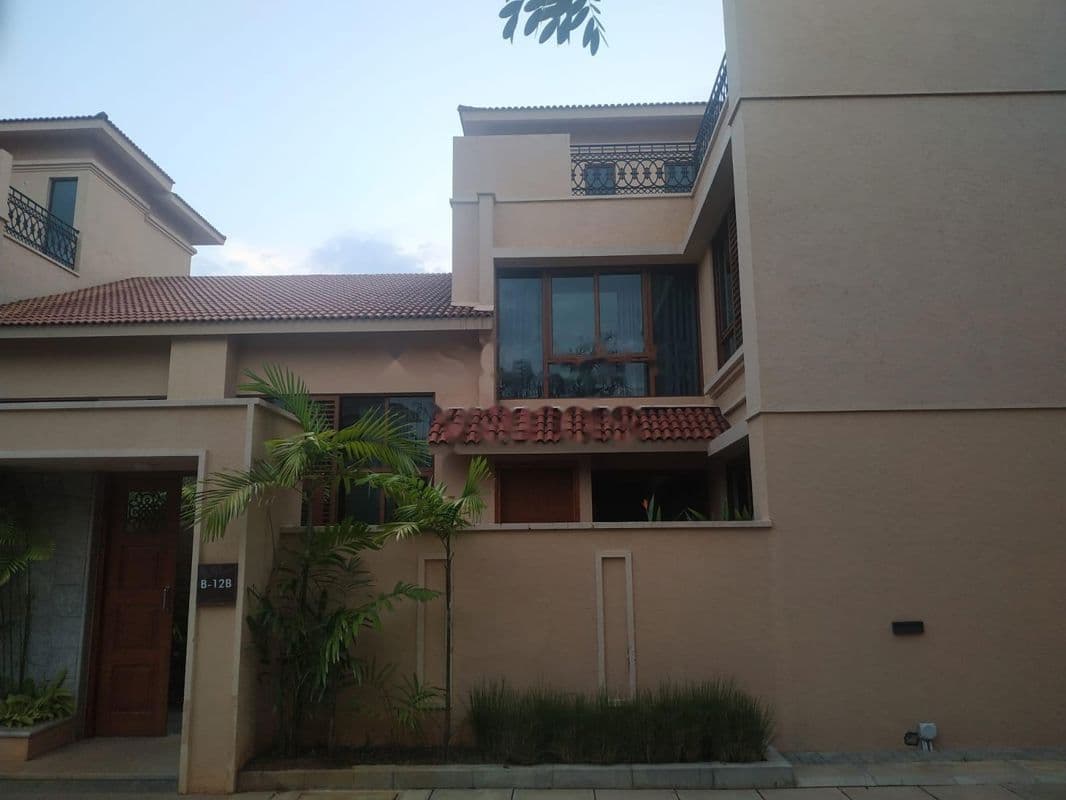 LGCL Beautiful World 4BHK