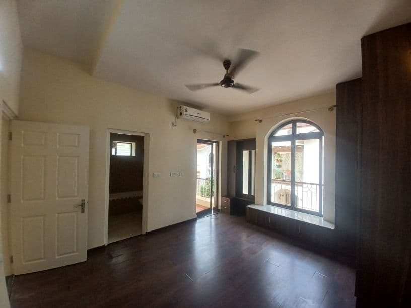 LGCL Beautiful World 4BHK