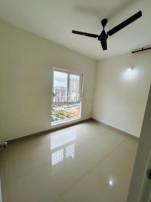 LGCL Beautiful World 4BHK