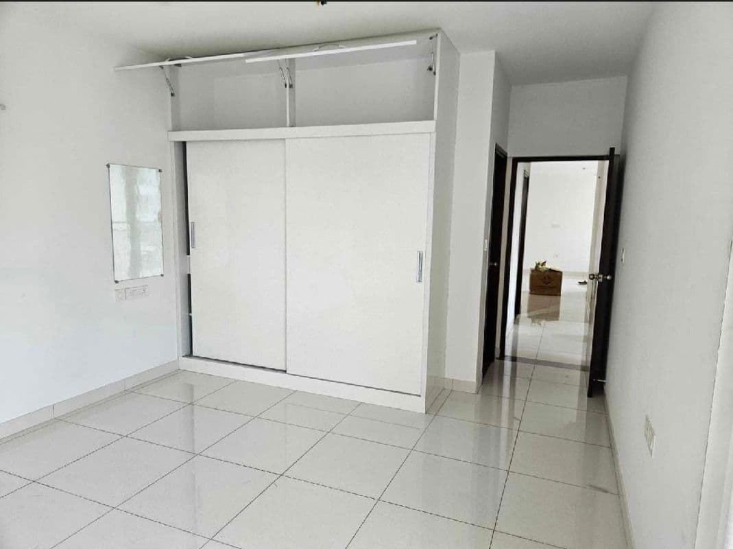 Puravankara Palm Beach 3BHK